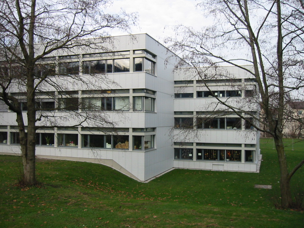 Schulhaus Altweg, Zürich